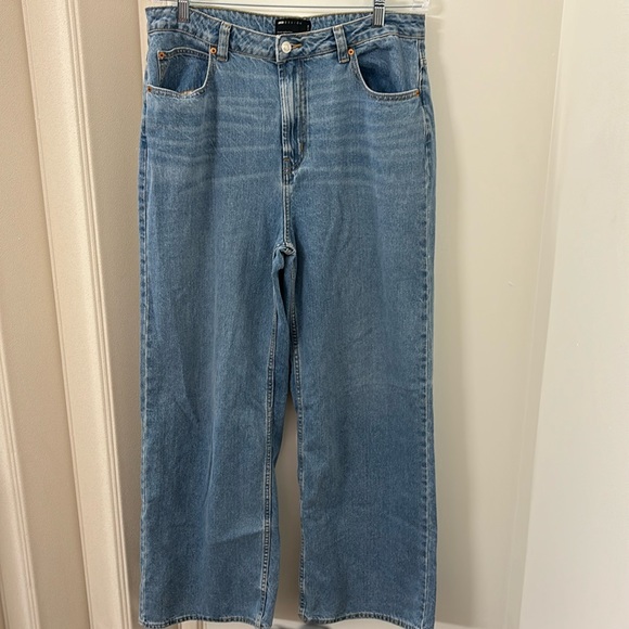 ASOS DESIGN dad jean in mid blue - Picture 2 of 4